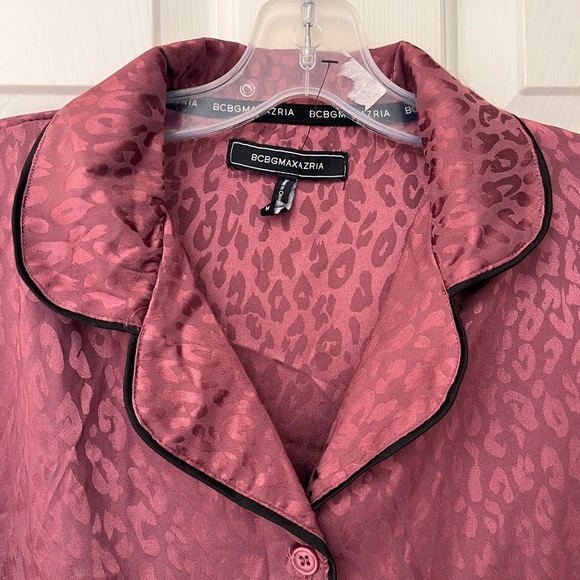 NWT BCBGMAXAZRIA Deco Rose Leopard Satin Top M - Picture 4 of 13